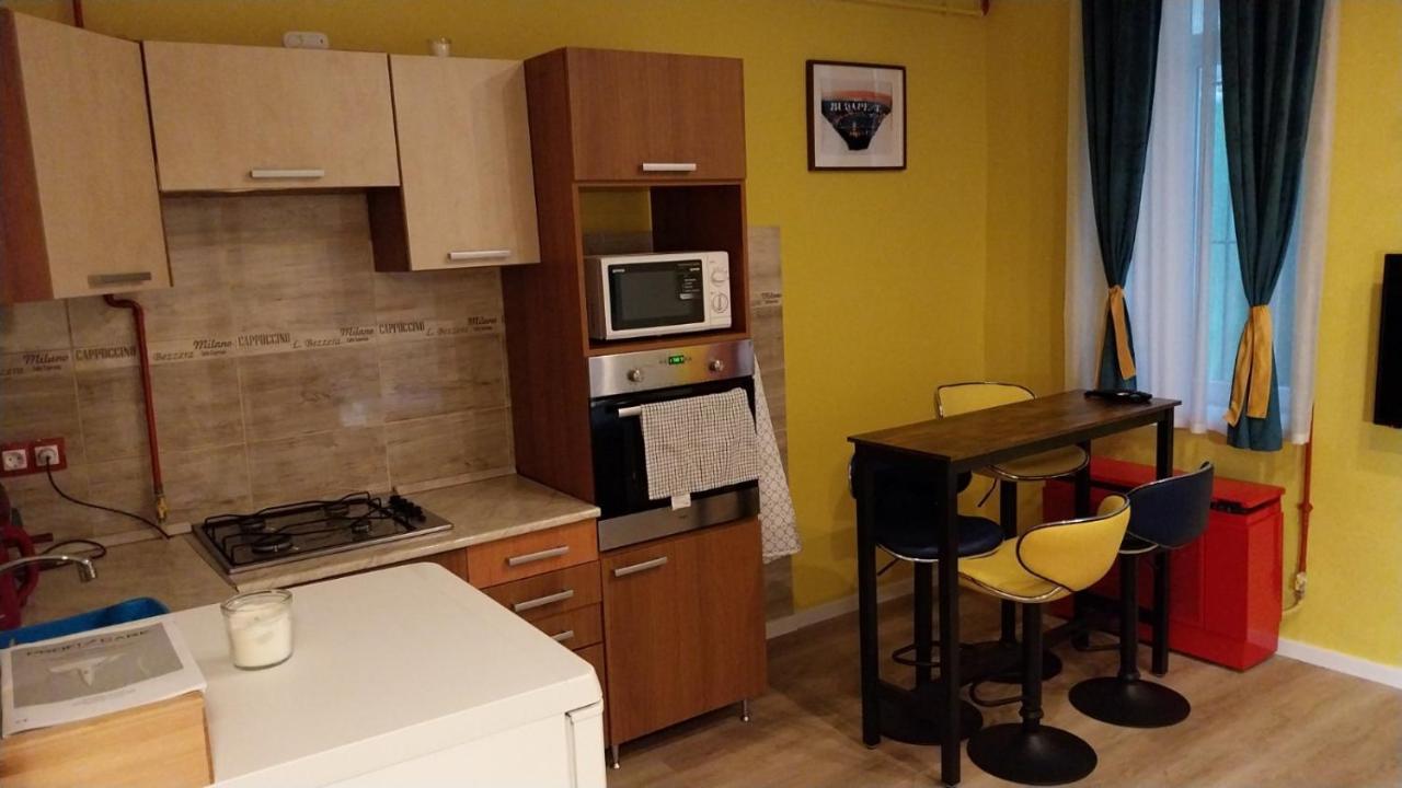 Yellow Blue Apartment Budapesta Exterior foto